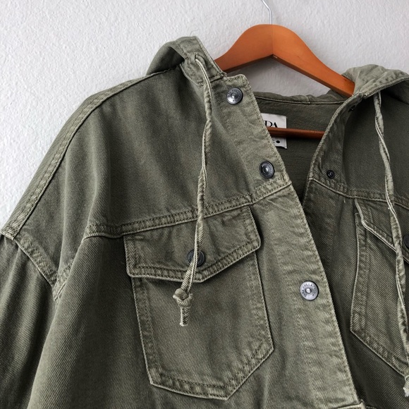 NWOT Zara Cropped Denim Jacket - Picture 6 of 8